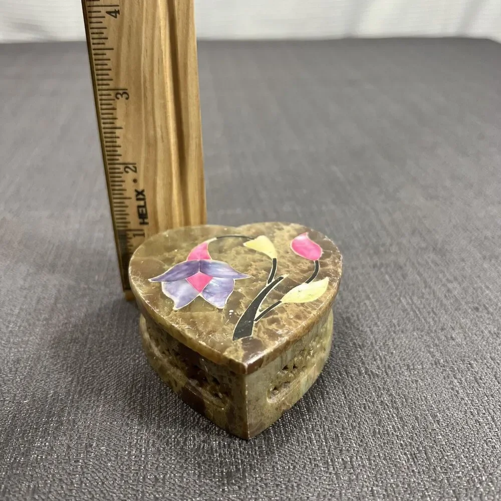 Hand Carved Soap Stone Trinket Box India Mother Of Pearl Inlay Heart Shape
